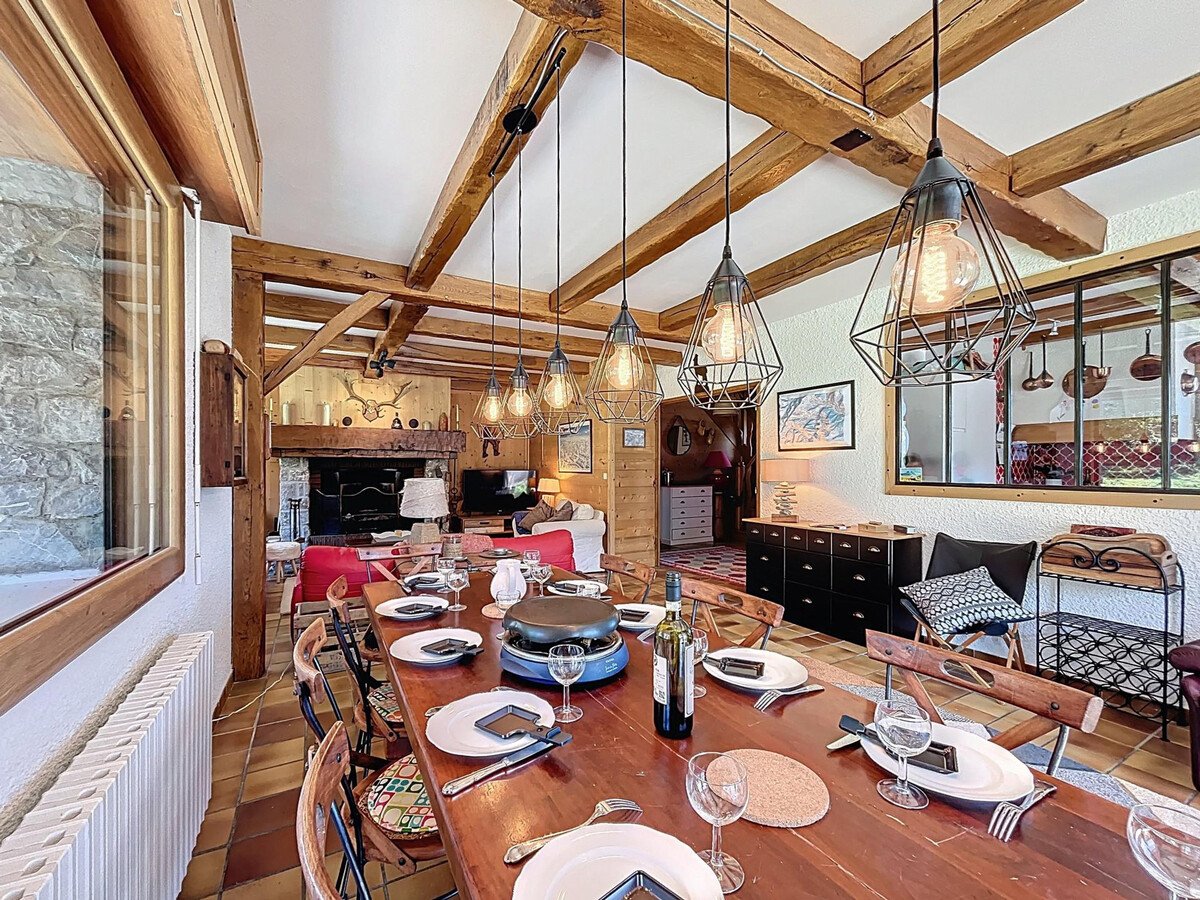 Chalet authentique, vue montagne - 15 pers., Location Chalet 15 personnes à La Toussuire