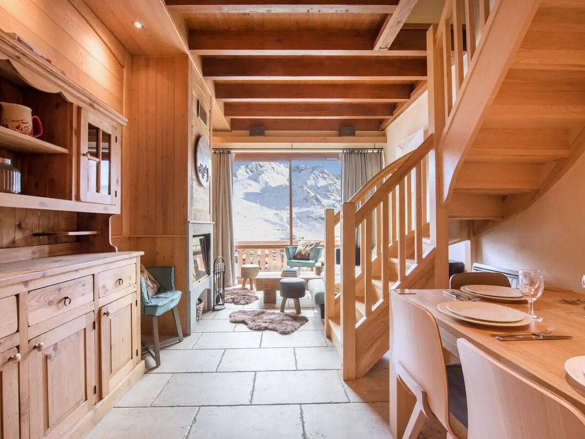 Duplex 75m² Val Thorens, 8 pers., vue montagne et casier à ski