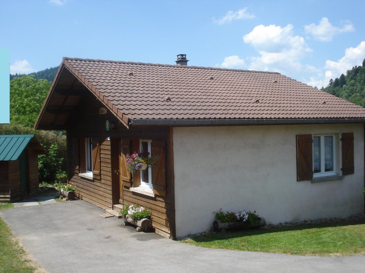 Gîte chalet 4 pers. avec cheminée à La Bresse, 4 km des pistes